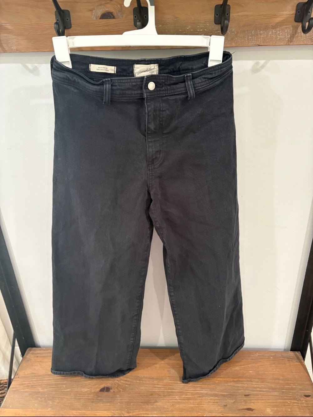 Universal Thread Women's High-Rise Sailor Wide Leg Ankle Jeans - Black - Picture 2 of 9
